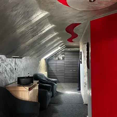 Lore Apartment *